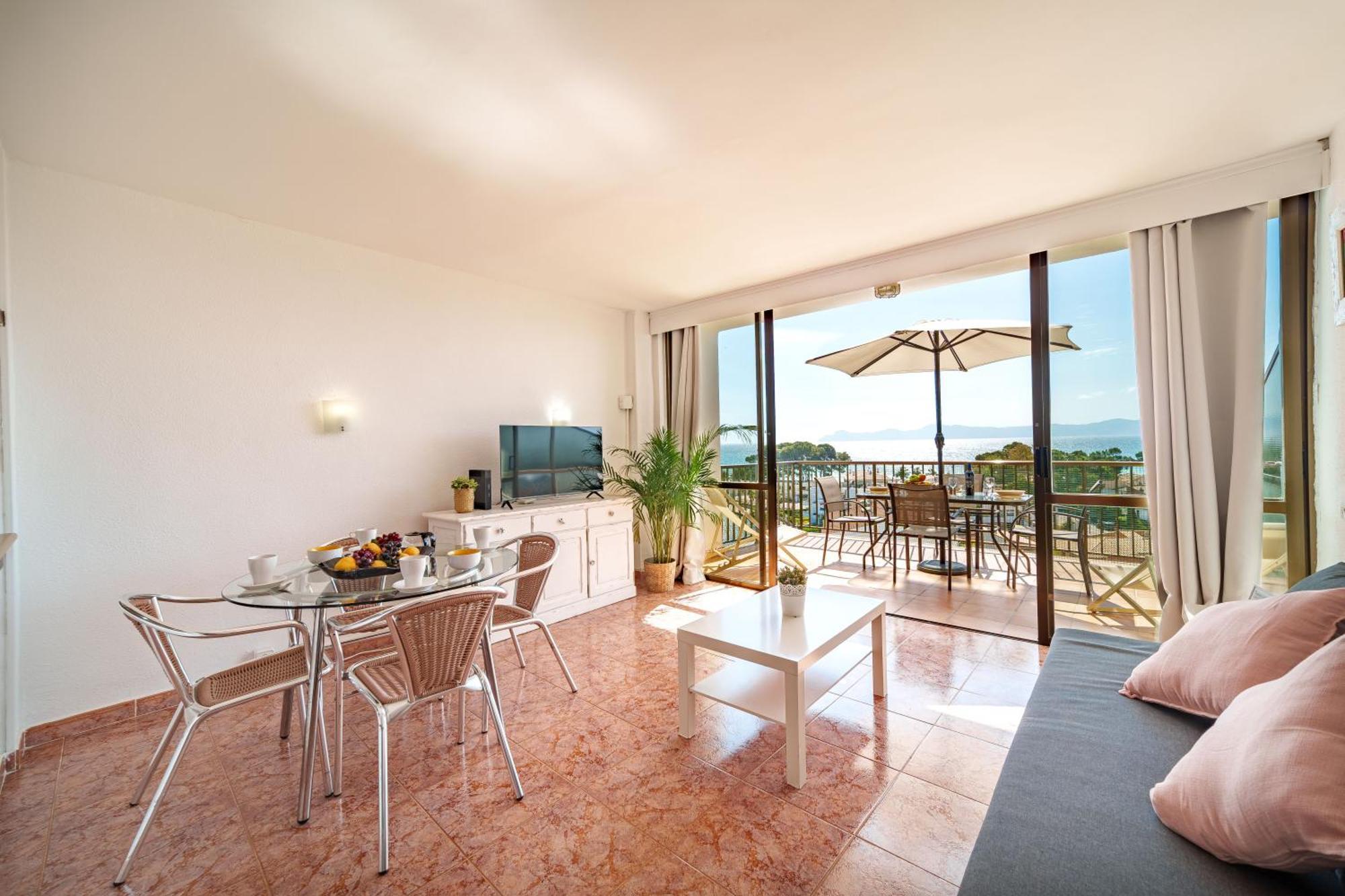 The Shell Ll New At The Beach, With Sea Views And Swimming Pool Alcudia (Mallorca)