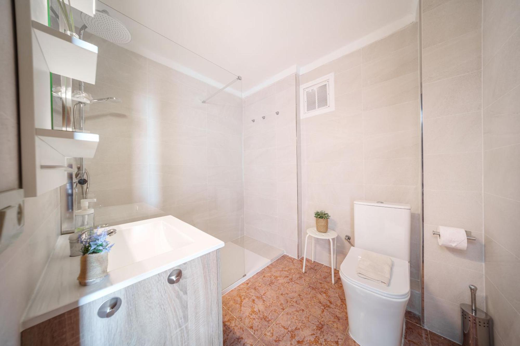 Apartment The Shell Ll New At The Beach, With Sea Views And Swimming Pool Alcudia (Mallorca)