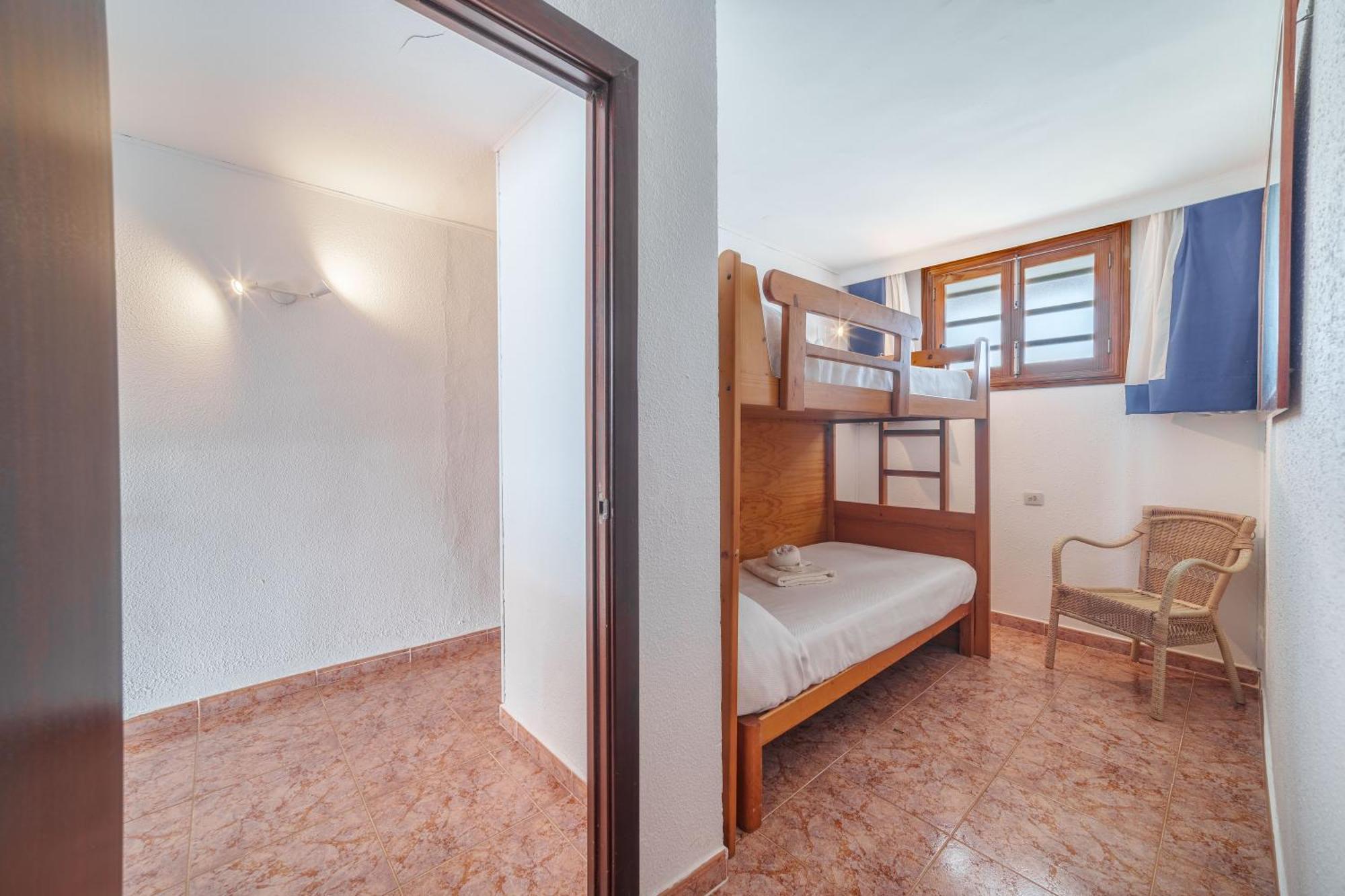 The Shell Ll New At The Beach, With Sea Views And Swimming Pool Apartment *